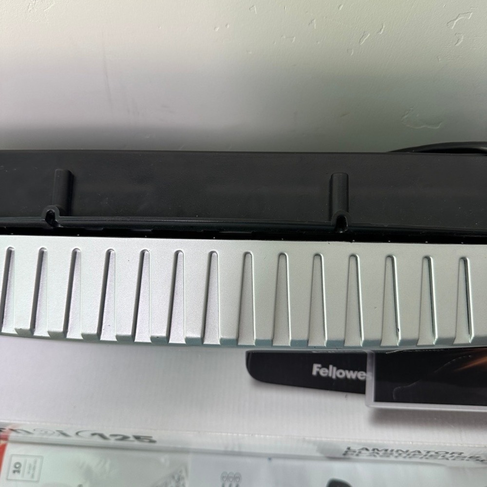 Fellowes Saturn3i 125 Laminator Thermal Home Small Office Jam Free InstaHeat - Picture 10 of 16